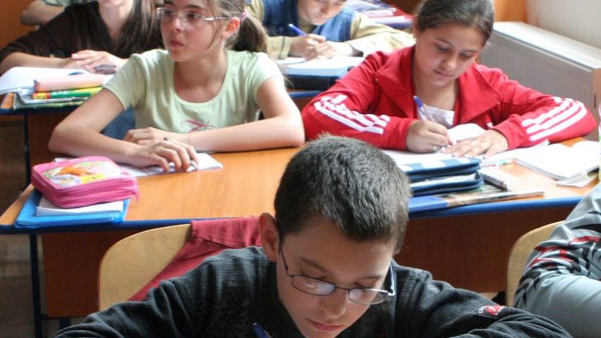 Peste 2.500 de elevi vor participa la competițiile școlare din acest weekend