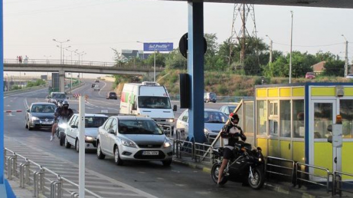 Din vară, noi metode de a plăti taxa de pod de la Feteşti!