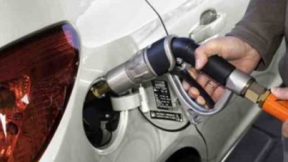 Motorina scade sub preţul benzinei
