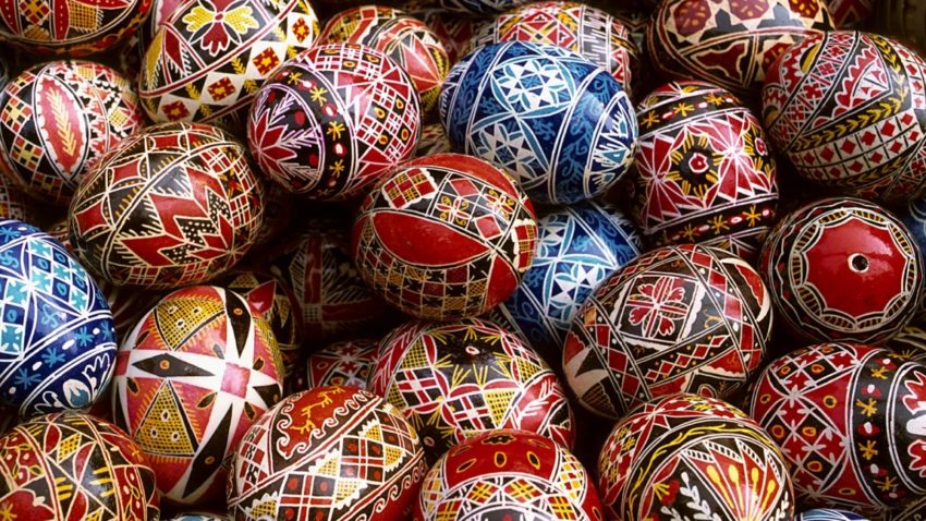 Sărbătorile Pascale la malul mării