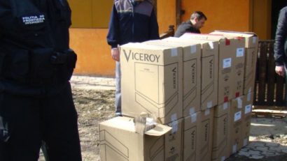 Zece contrabandişti de ţigări, REŢINUŢI în urma percheziţiilor din Constanţa