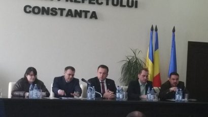 (AUDIO) Nemulţumiri şi promisiuni legate de salariile funcţionarilor din administraţiile publice