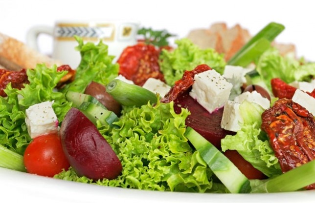 Alimentele dietetice de pe piaţa din România: scumpe şi de import