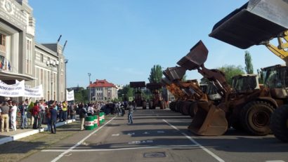 Sindicaliştii şi operatorii portuari refuză invitaţia la discuţii cu conducerea CN APM