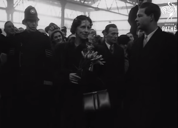 VIDEO: Imagini inedite cu Regele Mihai după abdicare (arhivă)