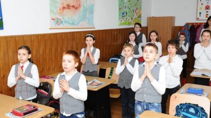 Număr neaşteptat de mare de elevi constănţeni înscrişi la Religie