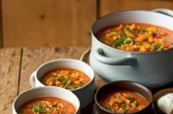 ORA MESEI: Supă indiană de dovleac