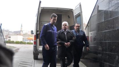 Gheorghe Ţarălungă, fostul decan de la Farmacie, a fost trecut în arest la domiciliu