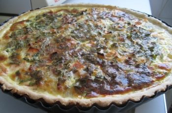ORA MESEI: Tartă cu pește afumat