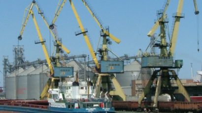 Două terminale ale portului Constanţa luate de americani