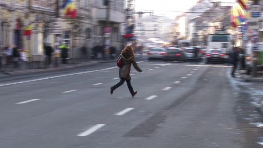 225 de pietoni amendați într-o singură zi la Constanța