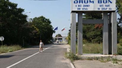 Condimente de contrabandă descoperite la Vama Veche