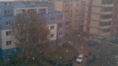 În loc de ADIO. Ninge, la Constanța, în ultima zi a iernii astronomice