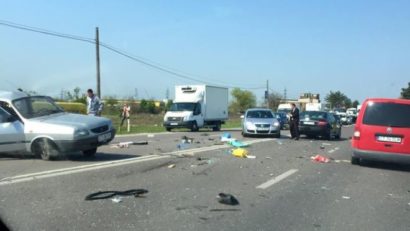 FOTO: Accident rutier grav pe bulevardul I.C. Brătianu (UPDATE)