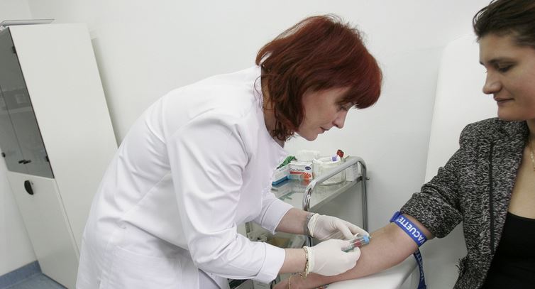 Oferte de angajare în Marea Britanie pentru asistenţi medicali