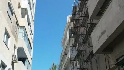 Două spaţii verzi din Constanţa au scăpat, temporar, de distrugere
