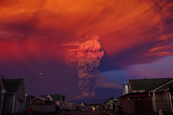 FOTO: Erupţia vulcanului Calbuco, în imagini spectaculoase