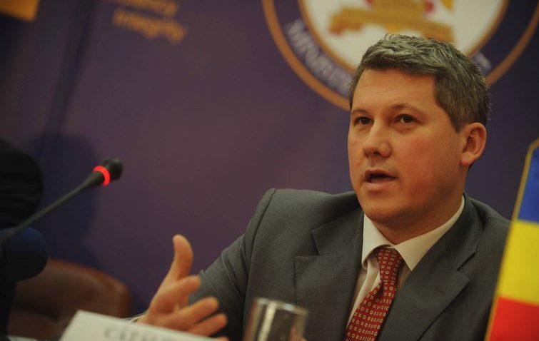 Cătălin Predoiu avertizează: România, în pericol să ajungă în situaţia Greciei