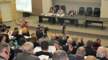 Consilierii județeni vor alege noi vicepreședinți la CJC