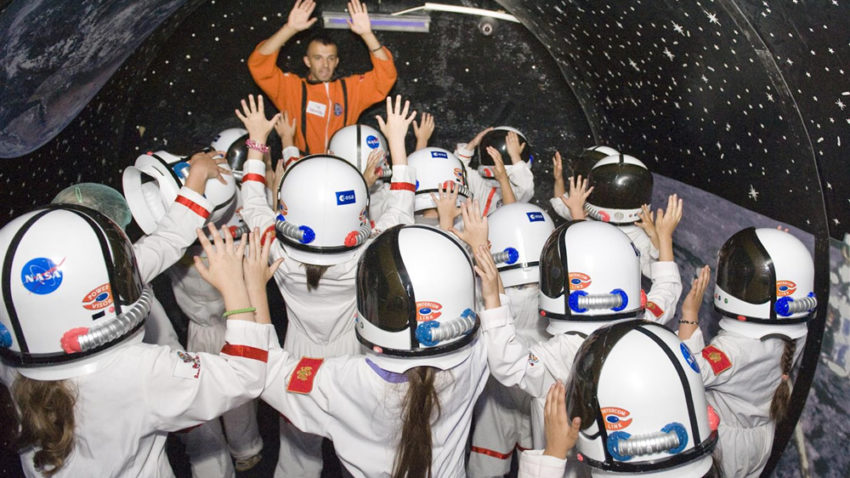 Peste 3 mii de copii constănţeni au cucerit spaţiul cosmic