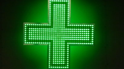 Ce farmacii din Năvodari vor avea program permanent de Paşti