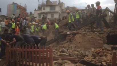 Numărul victimelor cutremurului din Nepal creşte de la o oră la alta