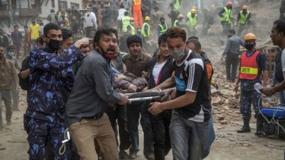 VIDEO: O cameră de supraveghere a surprins puterea cutremurului din Nepal