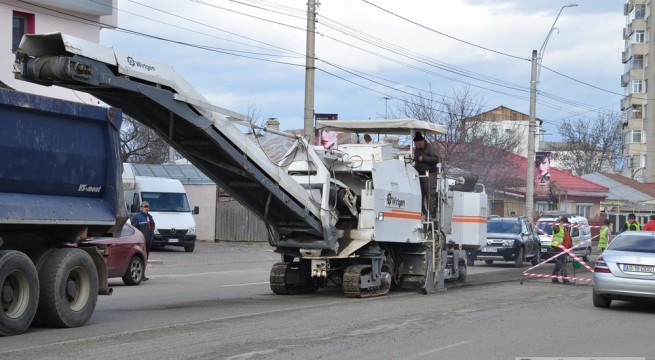 Atenţie şoferi! Trafic îngreunat pe Bulevardul Tomis