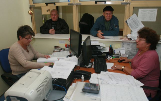 Sindicaliştii din administraţia publică vor să intre în grevă generală