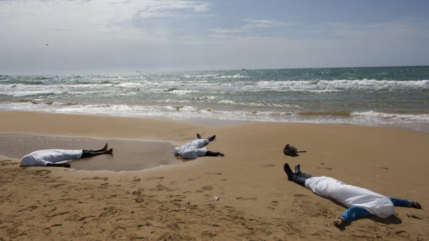 Naufragiu în Marea Mediterană. Ar putea fi sute de înecaţi