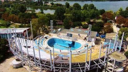Noul bazin de la Delfinariu nu va fi gata în această vară