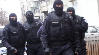 (UPDATE) Percheziţii la Constanţa. Daniel Perifan, ridicat şi dus la audieri