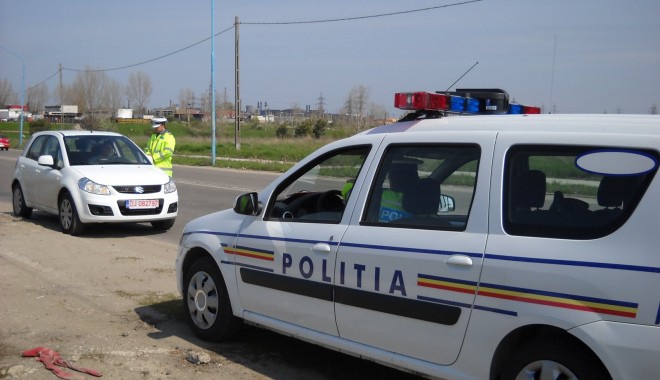 Dosare penale pentru că au condus cu permise suspendate