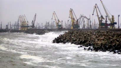 Vremea rea provoacă deja probleme la Constanţa