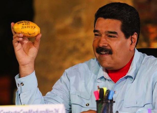 Programul „Prima casă” din Venezuela i-a dat preşedintelui ţării dureri de cap. La propriu