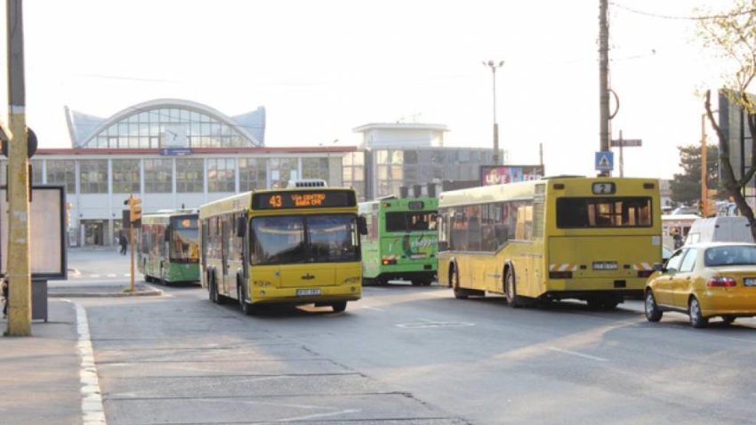 Cum vor circula autobuzele RATC de Sărbători