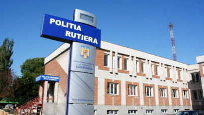 (AUDIO) Poliţia Rutieră aplică amenzi pentru opriri neregulamentare