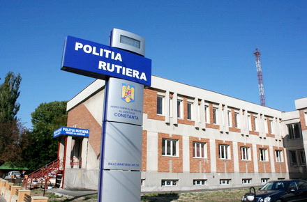 (AUDIO) Poliţia Rutieră aplică amenzi pentru opriri neregulamentare