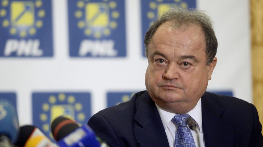 Vasile Blaga a demisionat de la conducerea PNL