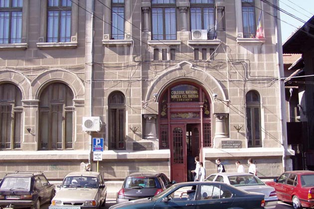 Medii de 3 şi 4 la purtare pentru elevii de la Mircea