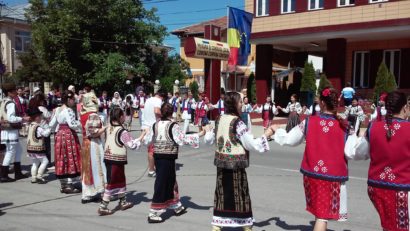 (FOTO+AUDIO) Week-end folcloric la Cumpăna