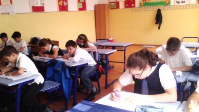 Anul şcolar ar putea să înceapă mai devreme