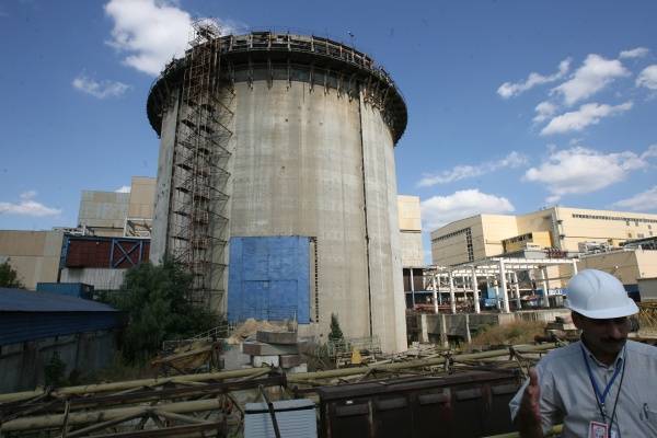 Se opreşte unitatea 2 a centralei de la Cernavodă