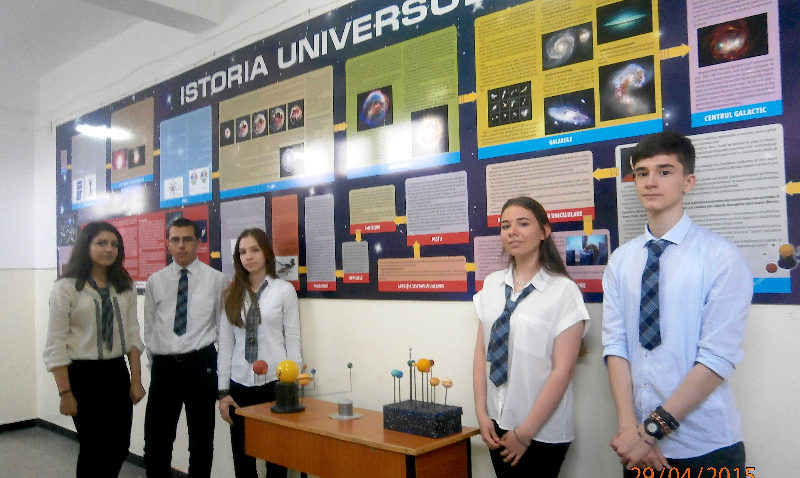 (FOTO) „Istoria Universului” la Liceul Teoretic „Ovidius” Constanţa