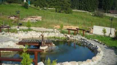 Românii aleg vacanţele scurte şi se cazează la pensiuni