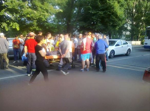 ACCIDENT în Constanţa, pe şoseaua Mangaliei. O femeie, luată cu targa