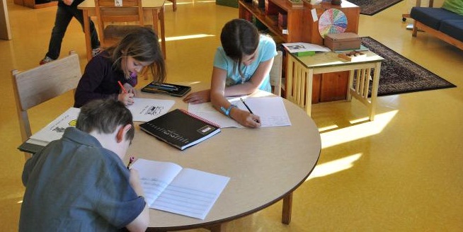 Caravana Educaţiei Montessori ajunge la Constanţa