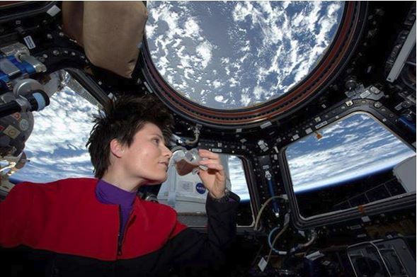 Prima ceaşcă de espresso preparată în spaţiul cosmic. Pe când primul grătar?