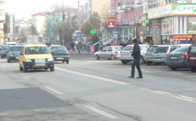 Pietonii indisciplinaţi- cauza majorităţii accidentelor rutiere grave!