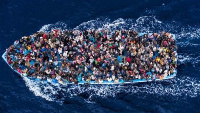 Teroriştii ar putea ajunge în Europa ascunşi printre imigranţi